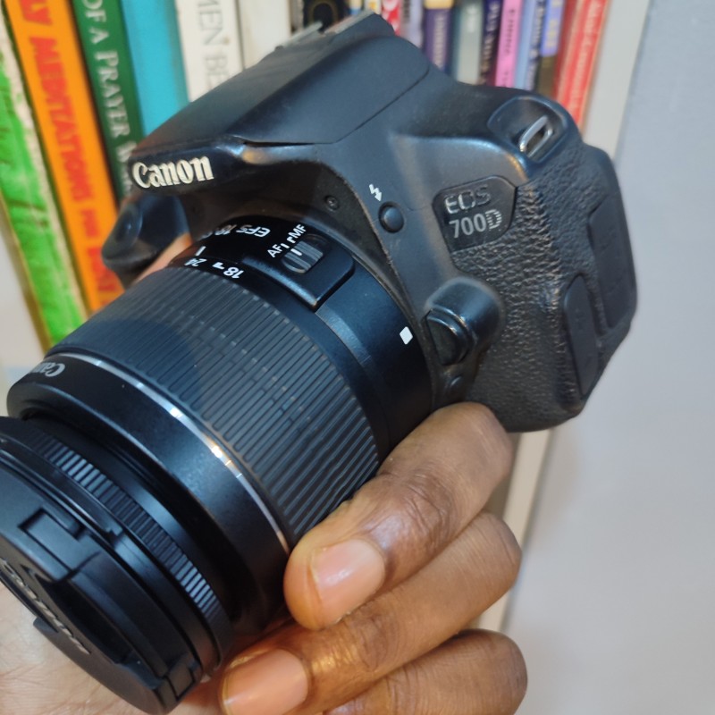 Canon EOS 700D