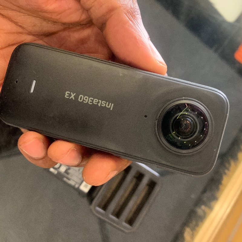 Insta360 X3