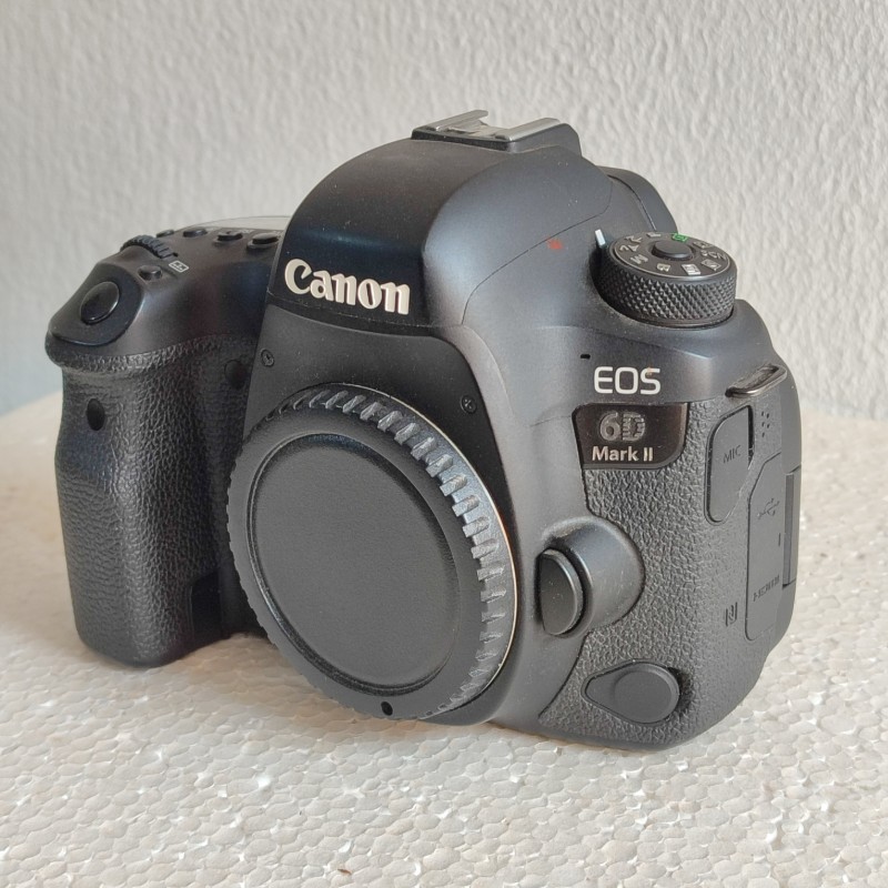 Canon EOS 6D Mark II