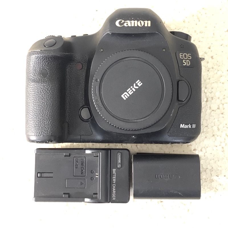 Canon EOS 5D Mark III