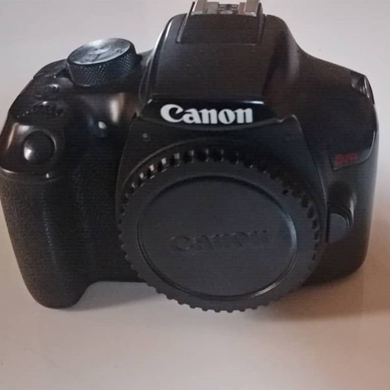 Canon EOS Rebel T6 (EOS 1300D)