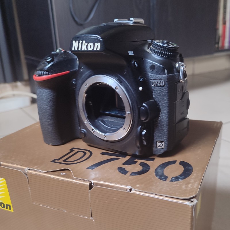 Nikon D750
