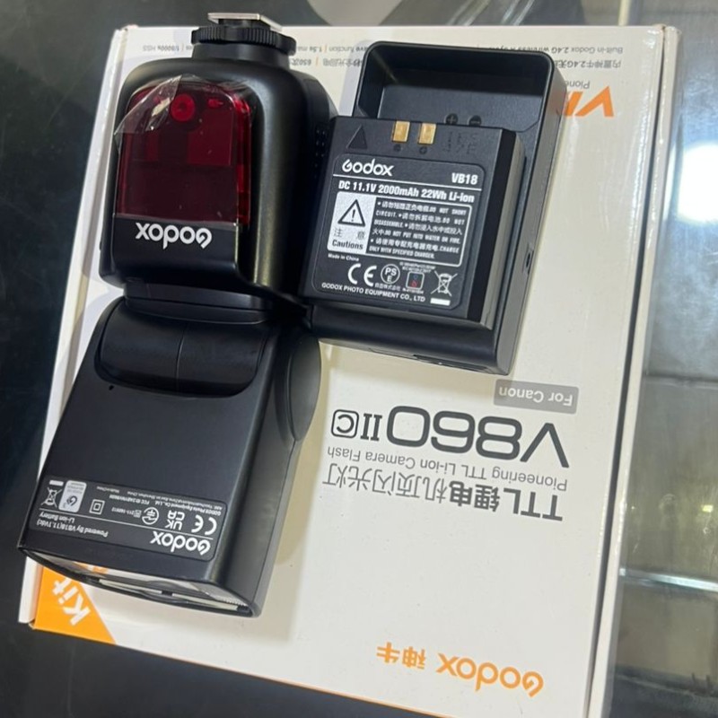 Godox Ving V860II-C