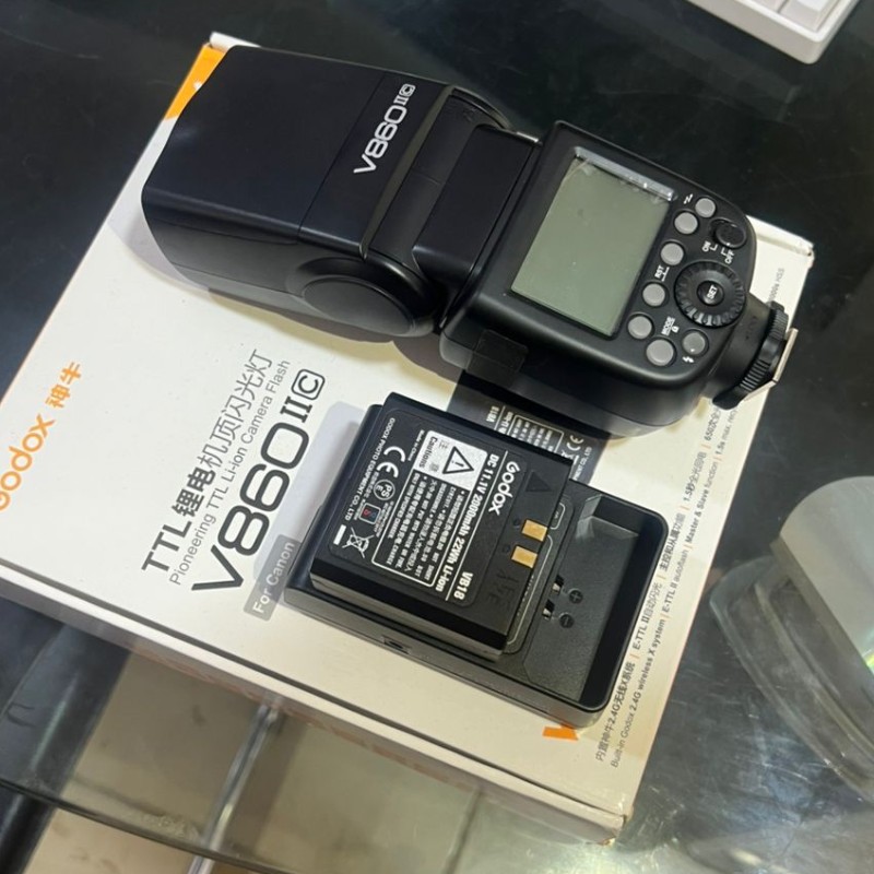 Godox Ving V860II-C