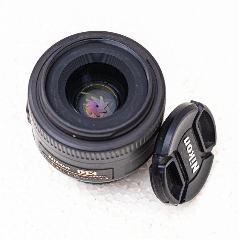 Nikon AF Nikkor 35mm f/2D