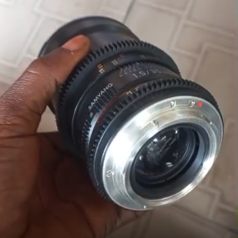 Samyang 35mm T1.5