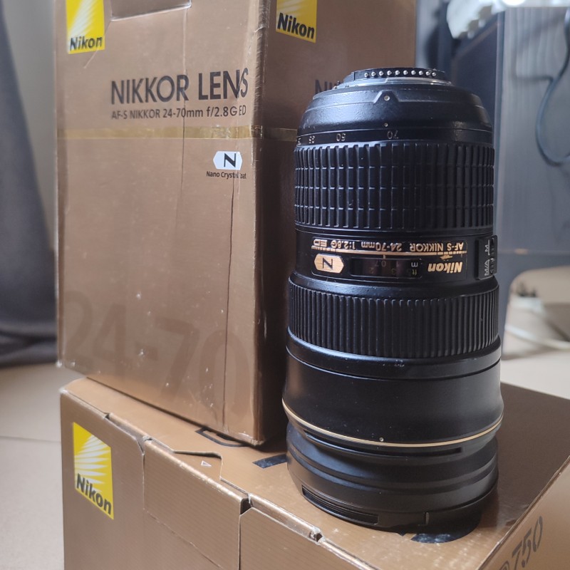 Nikon AF-S NIKKOR 24-70mm f/2.8G ED