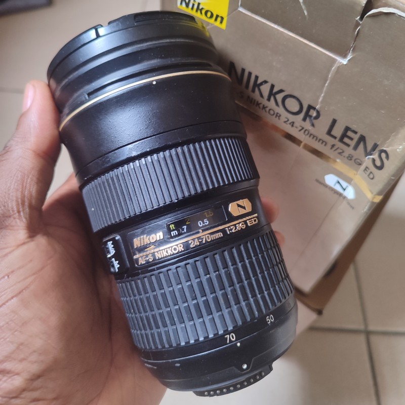 Nikon AF-S NIKKOR 24-70mm f/2.8G ED