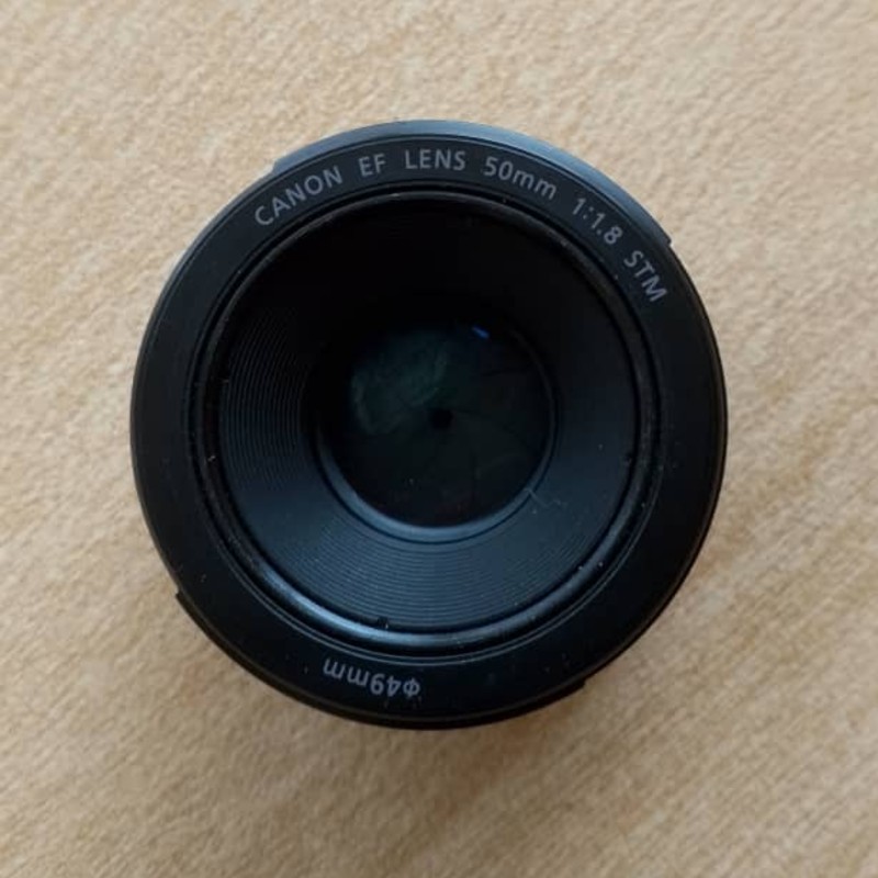 Canon EF 50mm f/1.8 STM