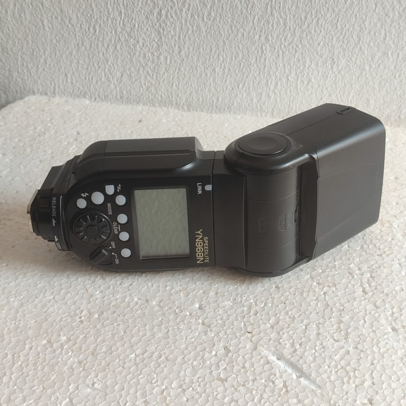 Yongnuo YN968N Speedlight