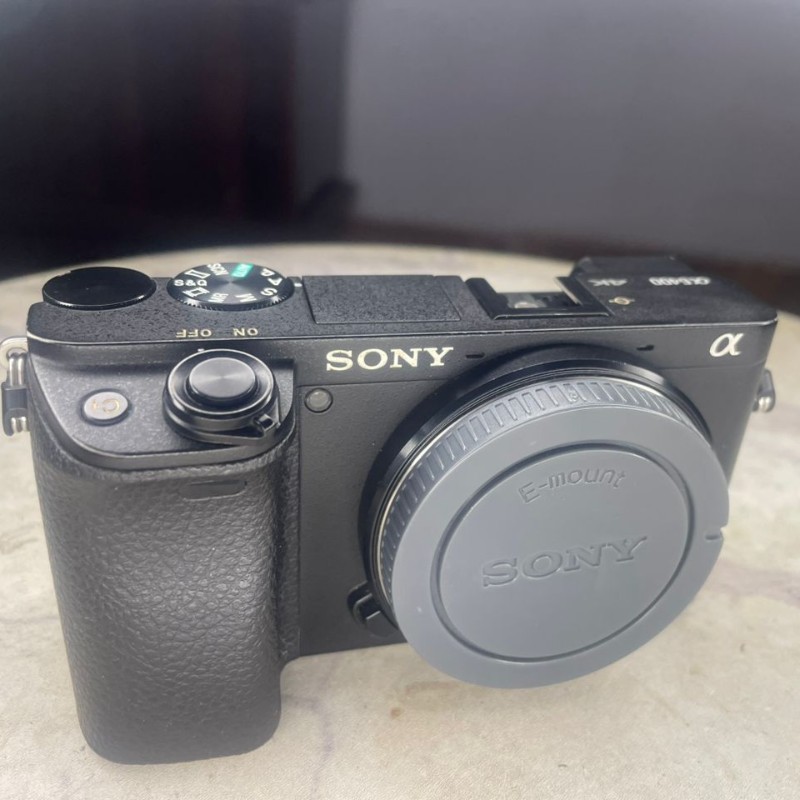 Sony A6400