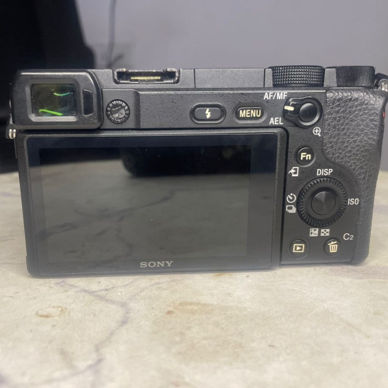Sony A6400