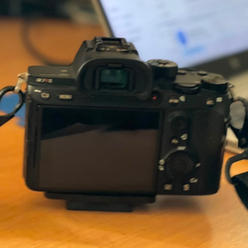 Sony a7R III (ILCE-7RM3)