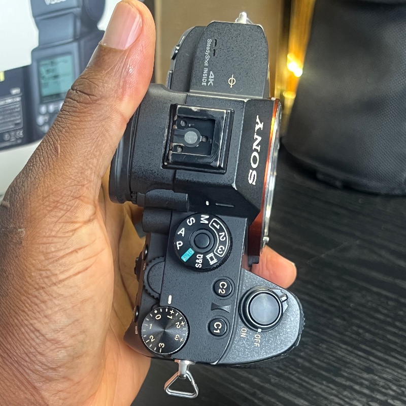 Sony a7R III (ILCE-7RM3)