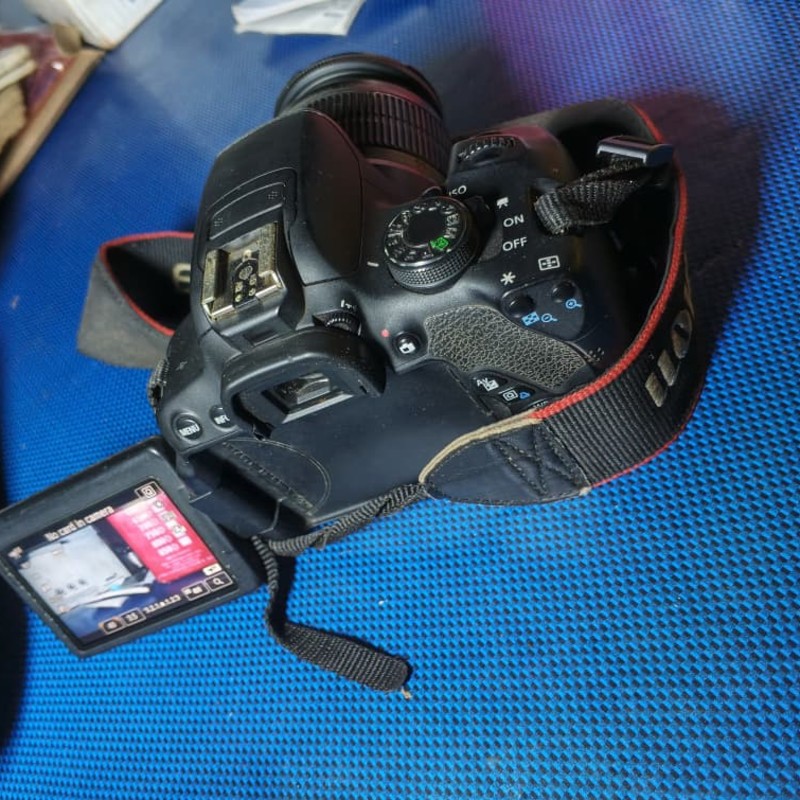 Canon EOS 700D