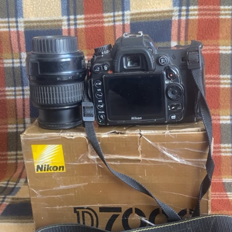 Nikon D7000