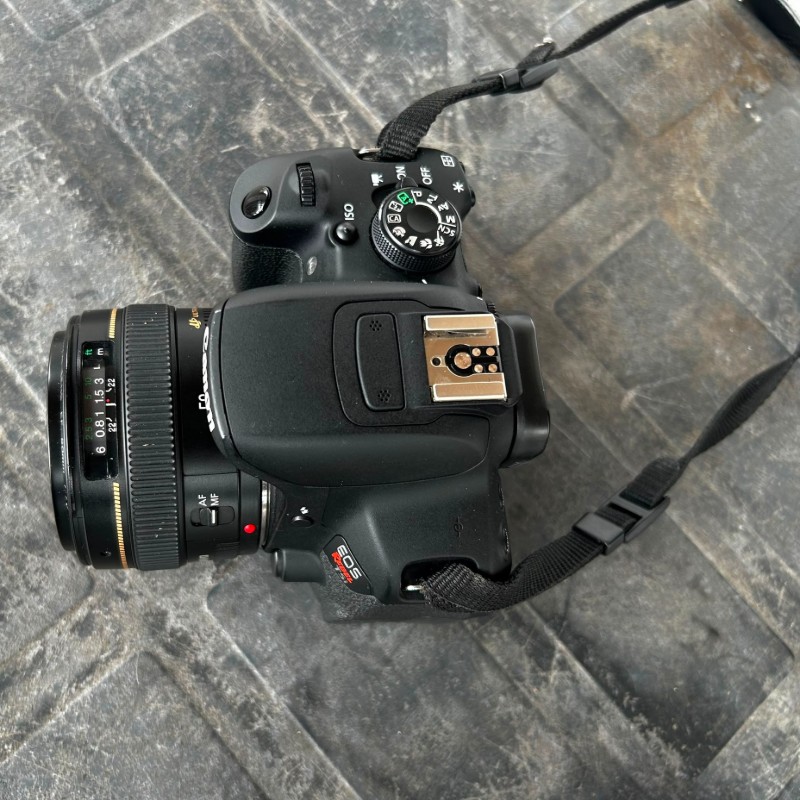 Canon EOS 700D