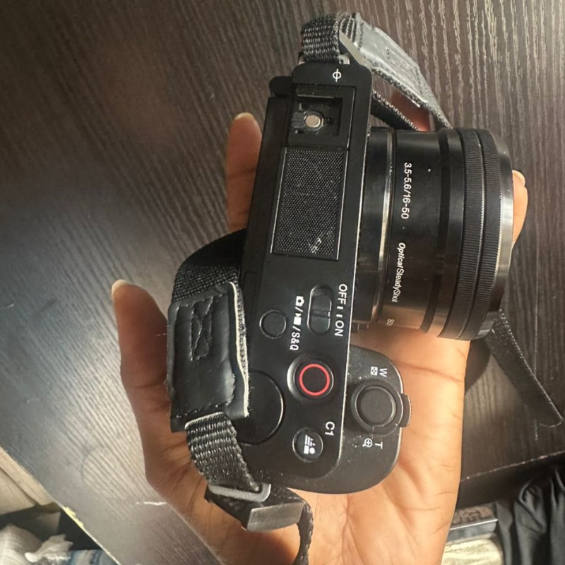 Sony ZV-E10