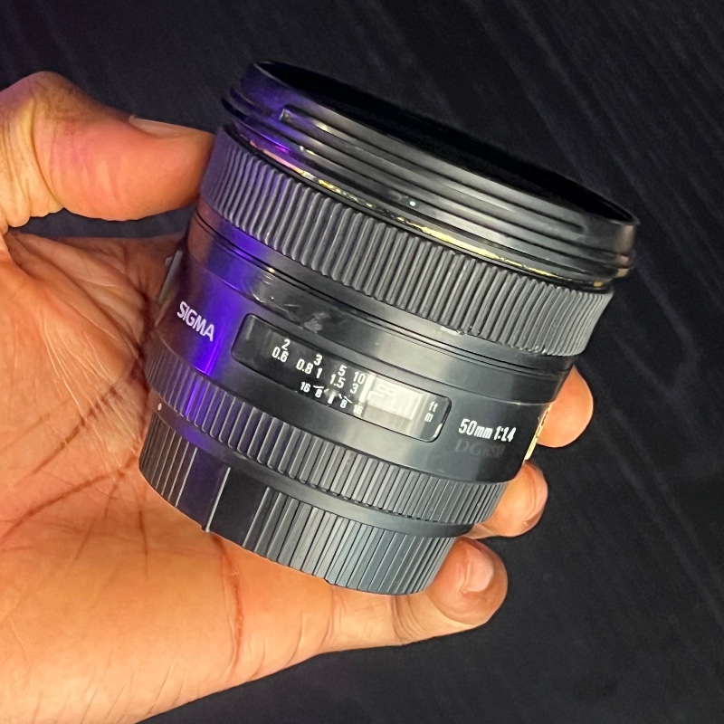 Sigma 50mm f/1.4 EX DG HSM