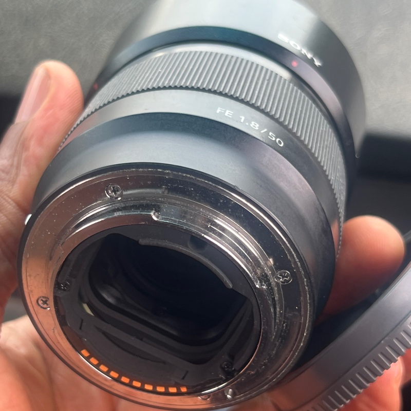 Sony FE 50mm f/1.8